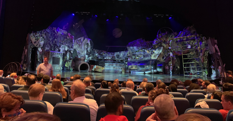 What are the best seats in Royal Caribbean's entertainment venues